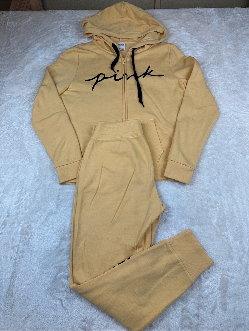 Victoria’s Secret PINK Yellow Hoodie Jogger Set Sz S Script Logo Y2K Style